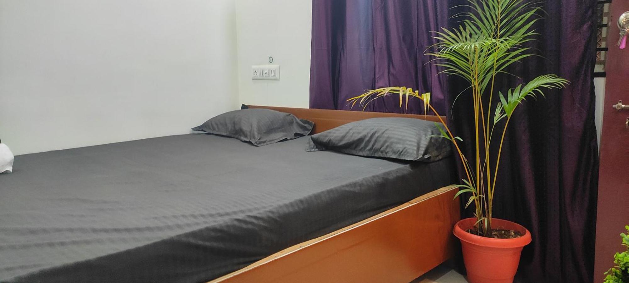 Adh Amilia Gardens Hotell Narasimharaja Puram Exteriör bild
