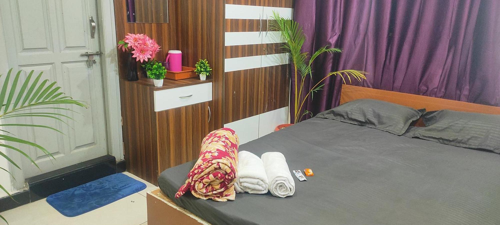 Adh Amilia Gardens Hotell Narasimharaja Puram Exteriör bild