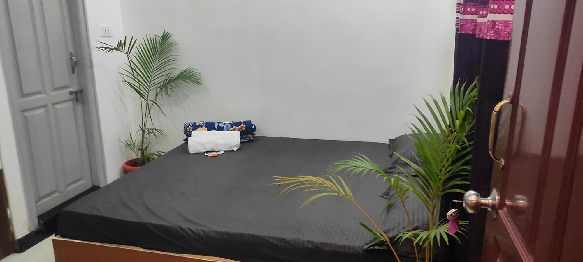 Adh Amilia Gardens Hotell Narasimharaja Puram Exteriör bild