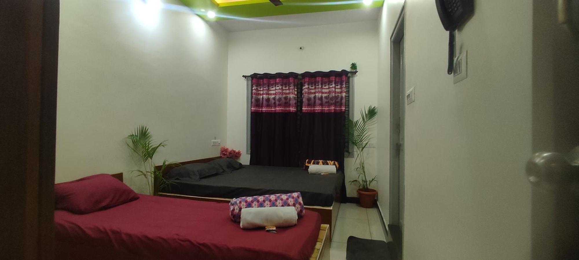 Adh Amilia Gardens Hotell Narasimharaja Puram Exteriör bild