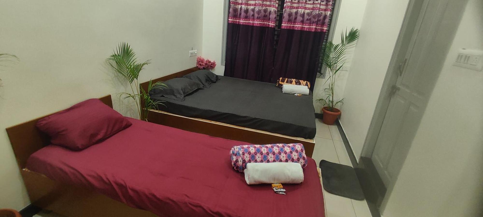 Adh Amilia Gardens Hotell Narasimharaja Puram Exteriör bild
